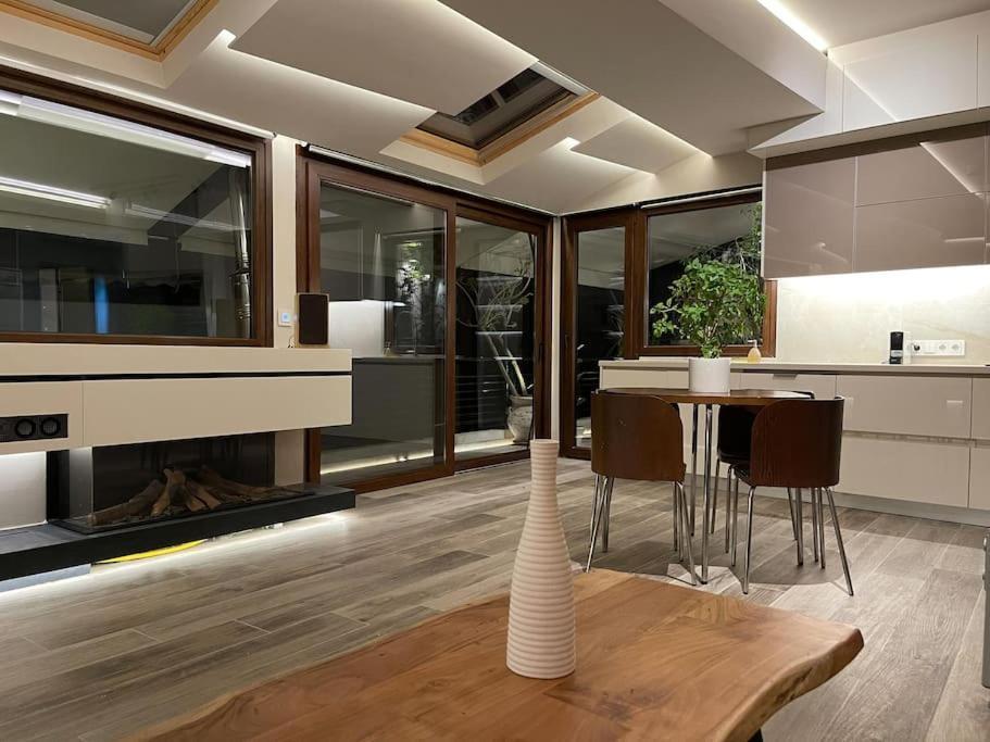 אתונה Acropolis Lux Apartment מראה חיצוני תמונה