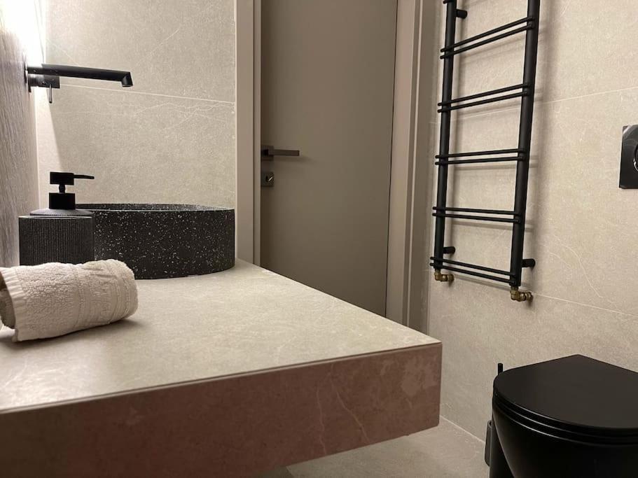 אתונה Acropolis Lux Apartment מראה חיצוני תמונה
