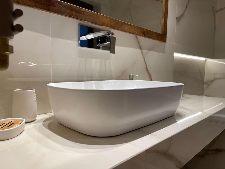 אתונה Acropolis Lux Apartment מראה חיצוני תמונה